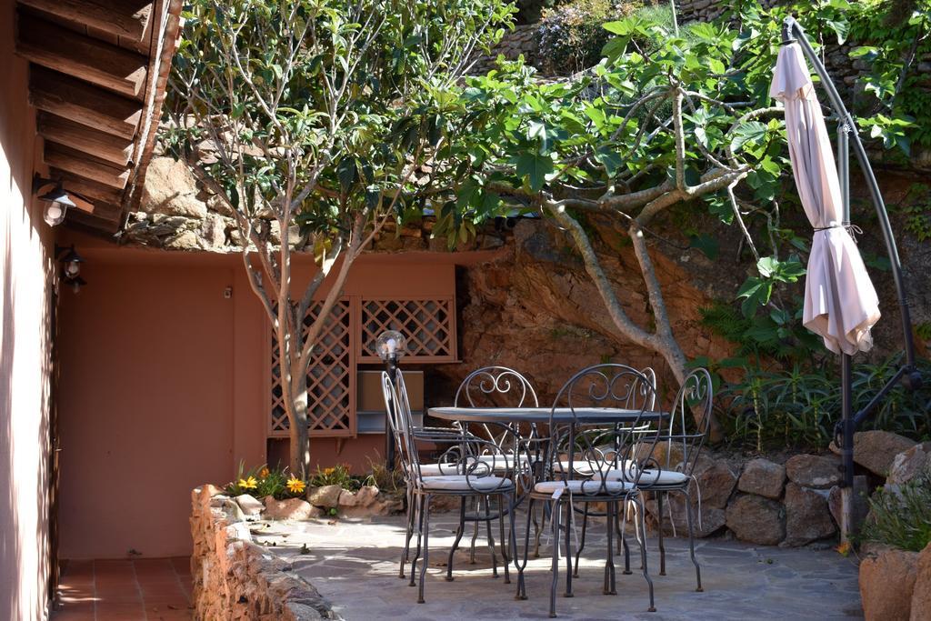 Villaggio Est Affittacamere San Teodoro  Exterior photo