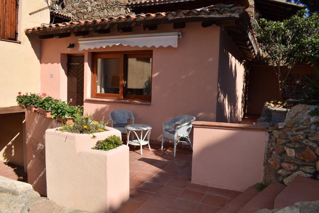 Villaggio Est Affittacamere San Teodoro  Exterior photo